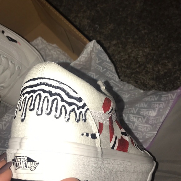 •HAND PAINTED VANS• - Picture 2 of 11